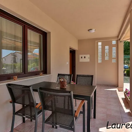 Laurea & Casia Appartement *