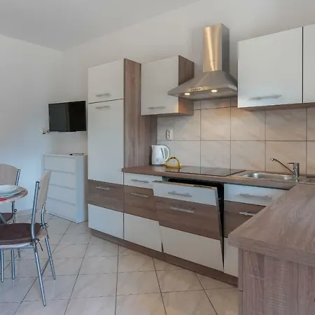 Laurea & Casia Apartment