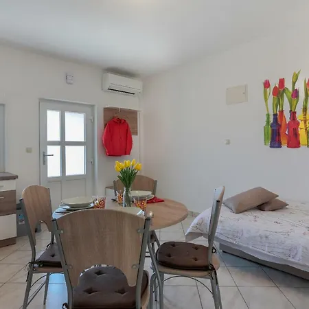 Laurea & Casia * Póla