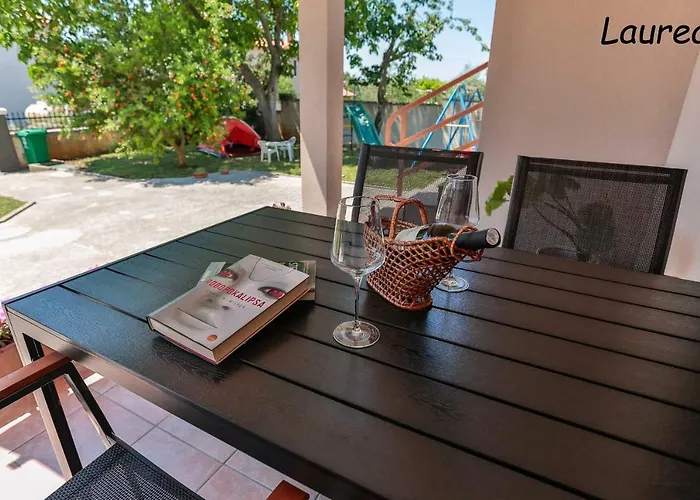 Apartman Laurea & Casia